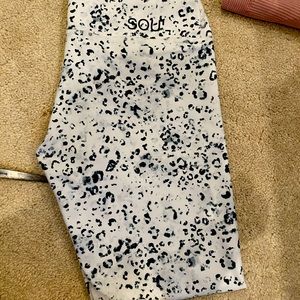 soulcycle snow leopard set